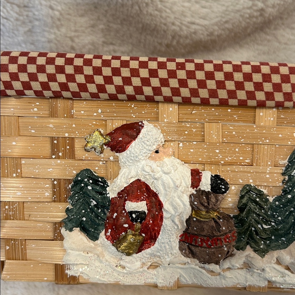 Festive Woven Basket with Holiday Design - Picture 6 of 8
